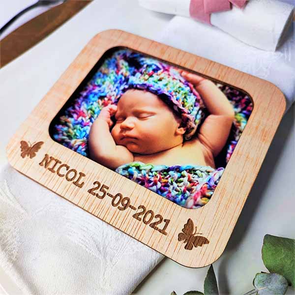 Marco de fotos de madera personalizado Mediano bebe